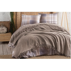 Пике Diva Dreams 05  (This doesn't require translation as it's likely a product name and the numerals are the same in both languages).
