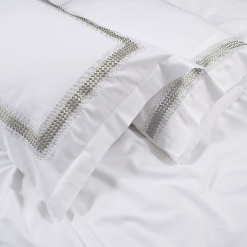 Набір постільної білизни з вишивкою та жакардовим покривалом Dantela Vita - Katrina gri сірий євро