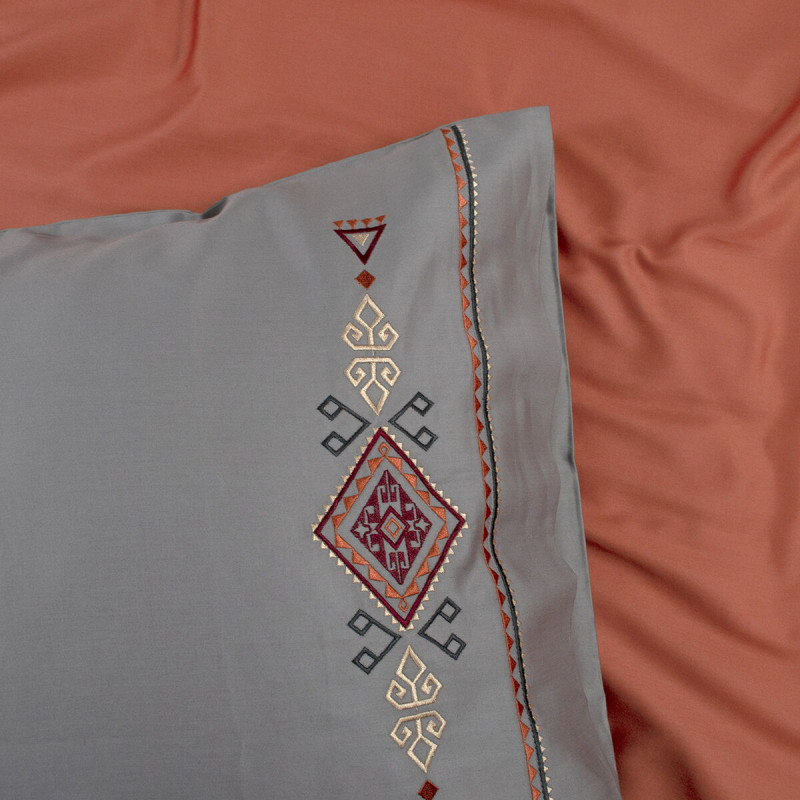 Постільна білизна Dantela Vita сатин з вишивкою - Tilbe antrasit антрацит євро