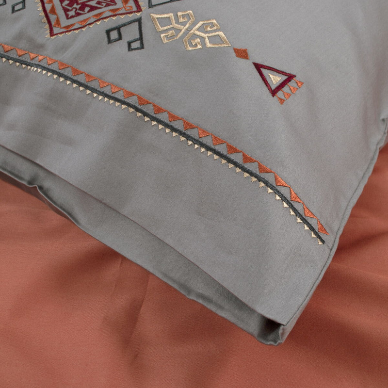 Постільна білизна Dantela Vita сатин з вишивкою - Tilbe antrasit антрацит євро