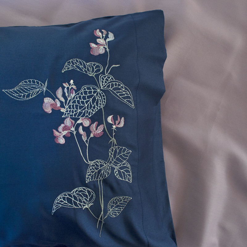 Постільна білизна Dantela Vita сатин з вишивкою - Efra lacivert синій євро