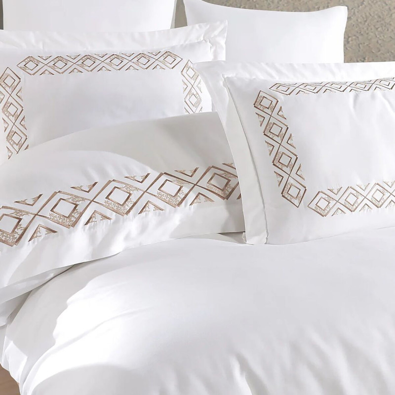 Постільна білизна Dantela Vita сатин з вишивкою - Valentina євро