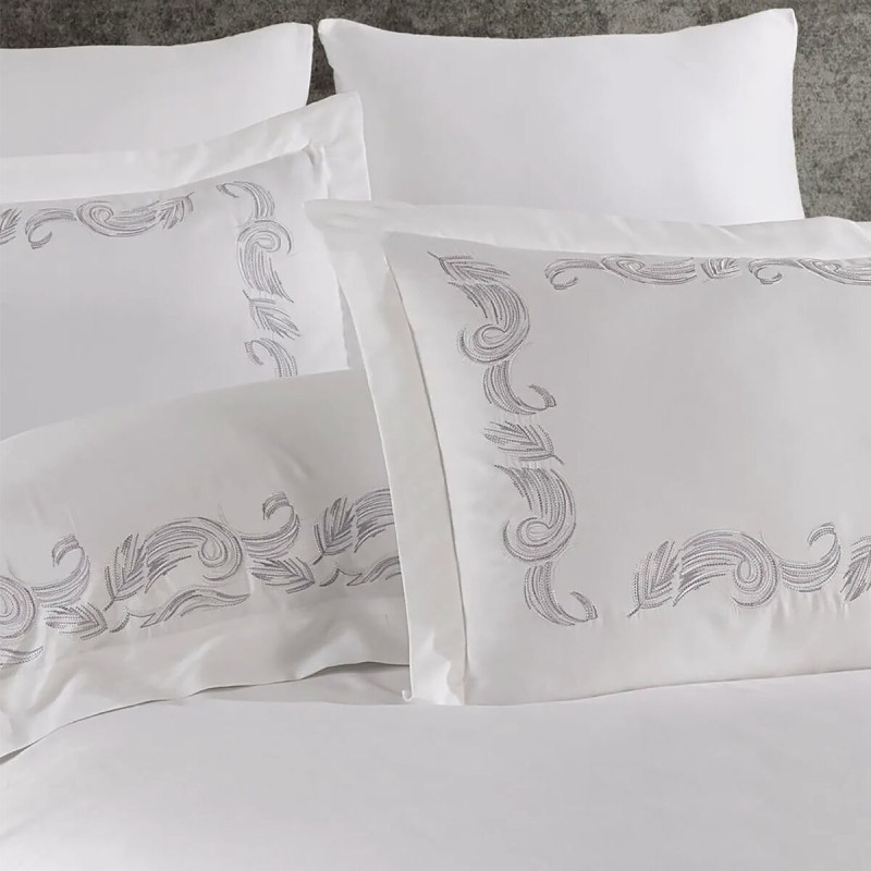 Постільна білизна Dantela Vita сатин з вишивкою - Angelina gri сірий євро