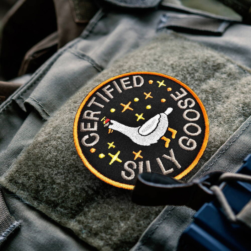 Шеврон нашивка Certified Silly Goose 7,6 см вишитий патч на липучці, для тактичного рюкзака, жилета, шлейки,