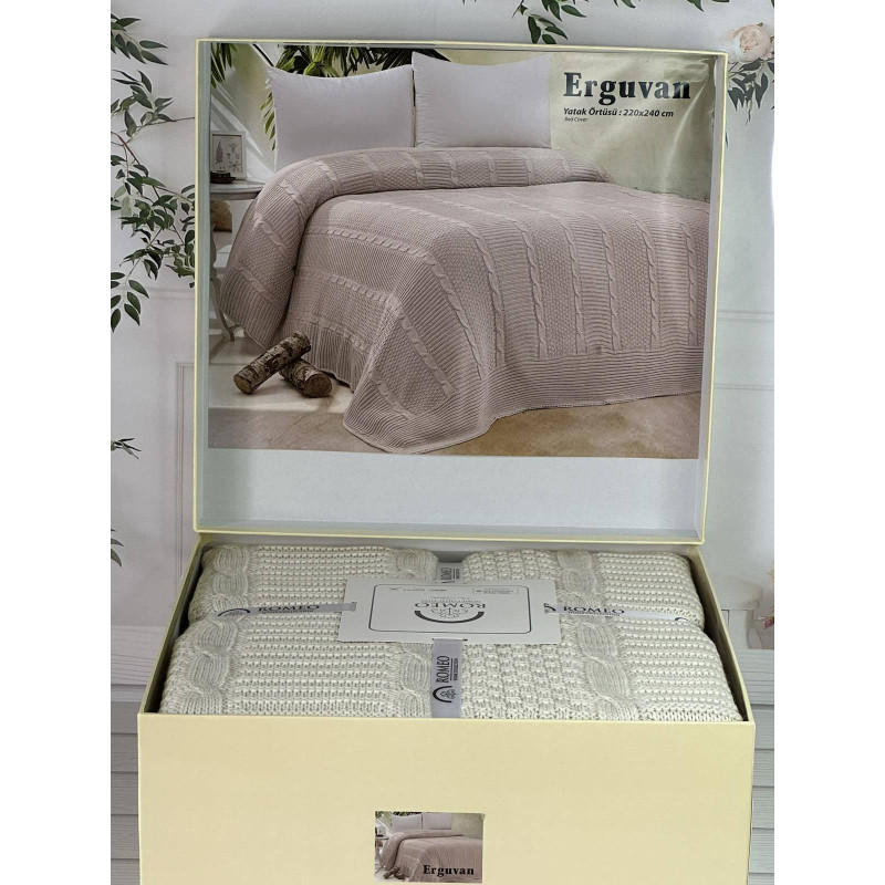 Erguvan bej в'язаний акріловий плед. Romeo Home Туреччина. (28816)