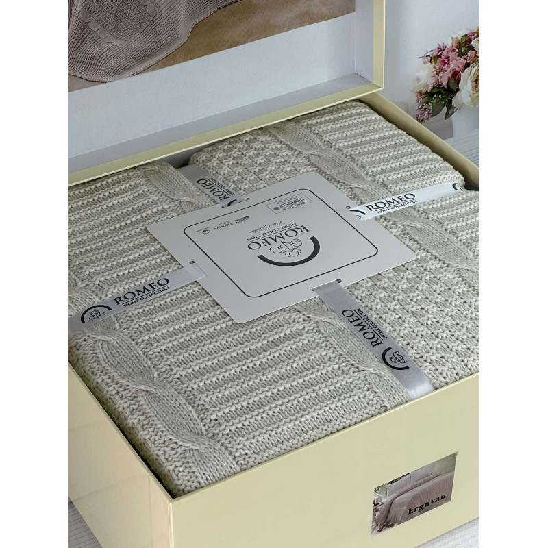 Erguvan bej в'язаний акріловий плед. Romeo Home Туреччина. (28816)