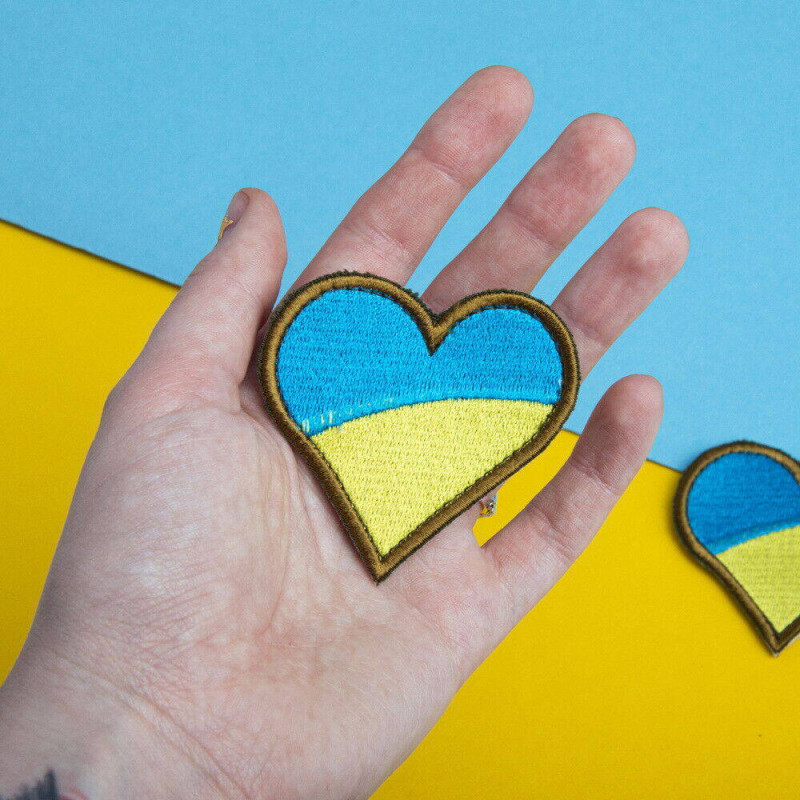 Шеврон 2 шт на липучці Прапор України Серце, вишитий патч 6х6,5 см нашивка вишитий патч