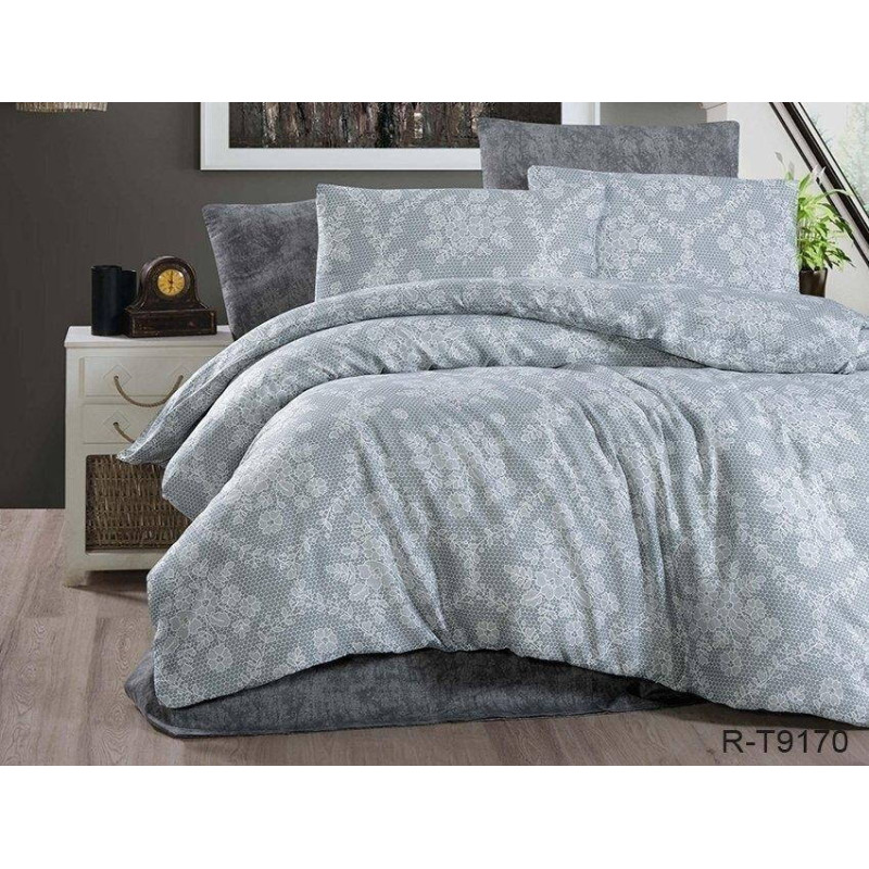 Bed Linen Set with Companion R-T9170