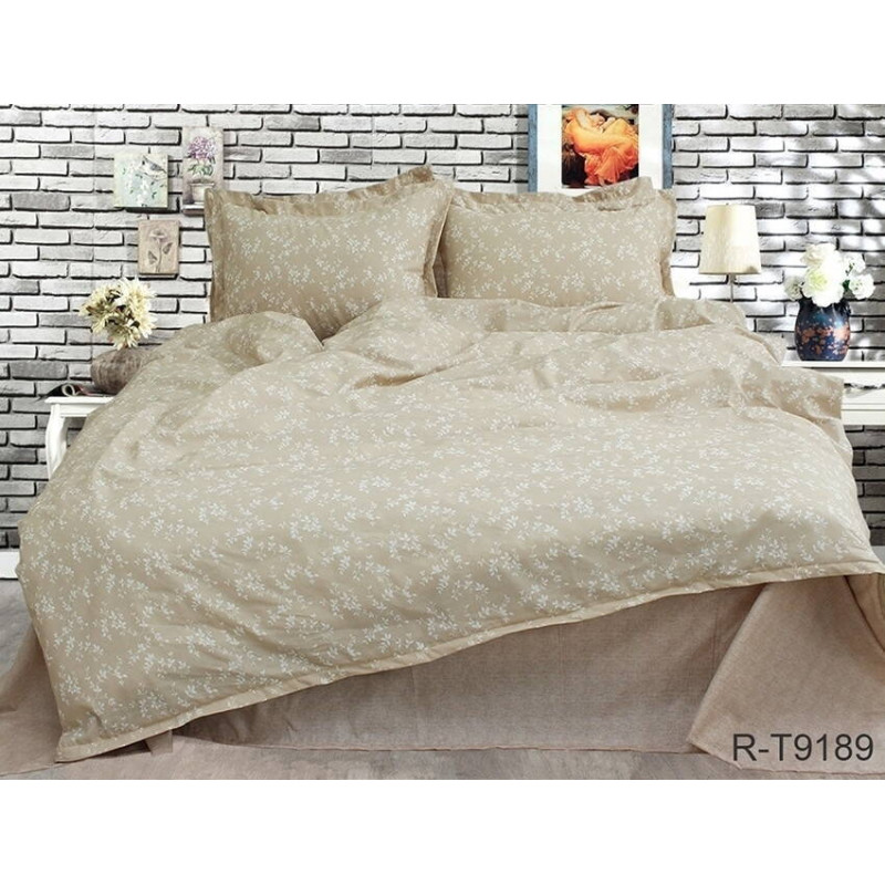 Bed Linen Set with Coordinating Design R-T9189