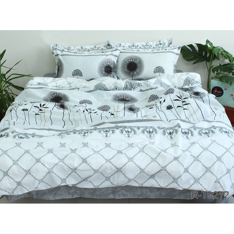 Bed Linen Set with Companion R-T9212