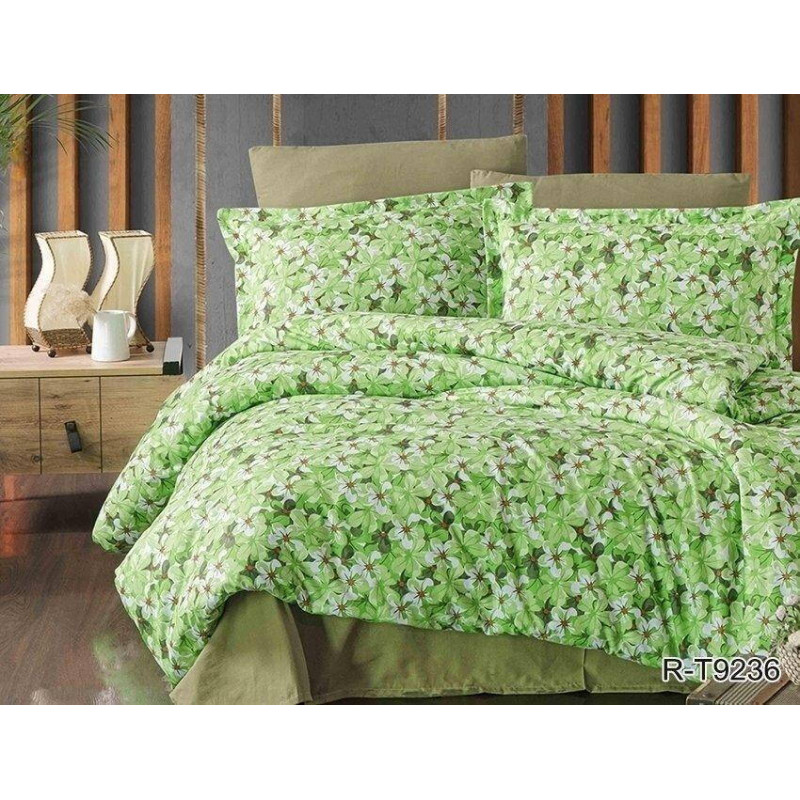 Bed Linen Set with Coordinating Design R-T9236