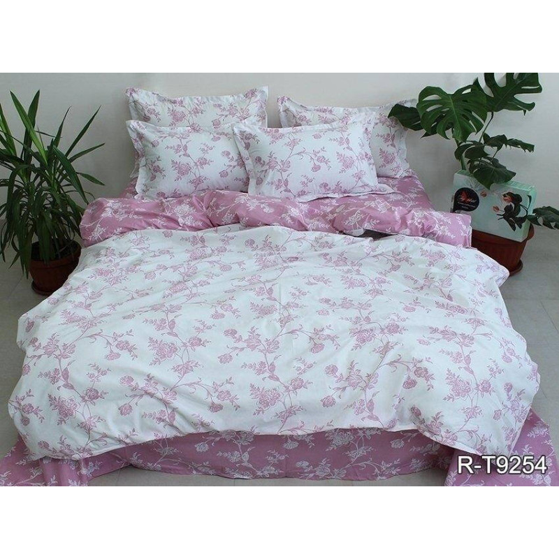 Bed Linen Set with Companion R-T9254