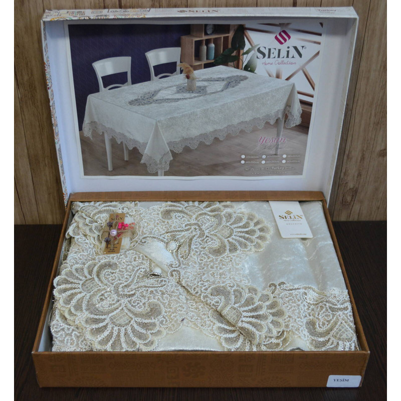 Кремова велюрова скатерть Selin Yesim 160×350 см з мереживом