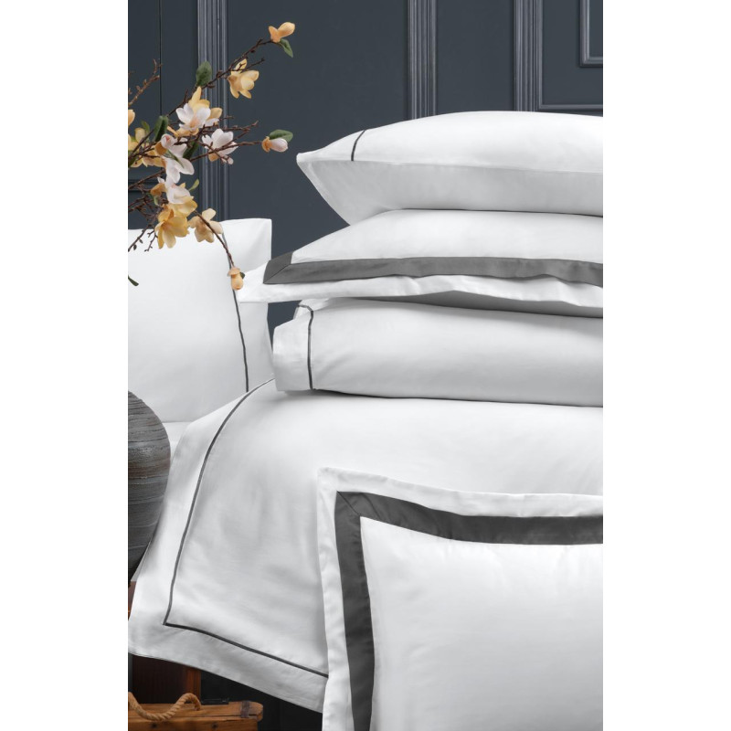 Комплект постільної білизни La Romano Silk Satin євро