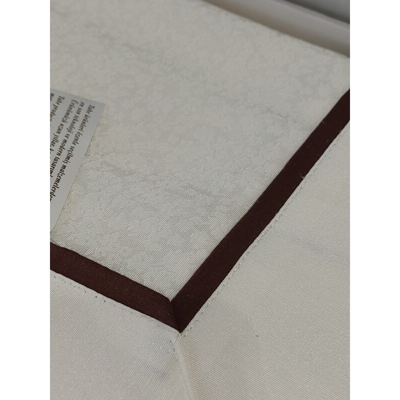 Tabe DAISY.Жаккардова скатертина 160х220см. Туреччина. (29365)