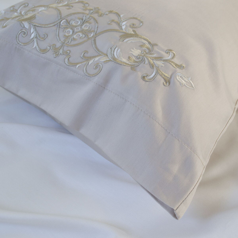 Постільна білизна Dantela Vita сатин з вишивкою - Elegance сімейний