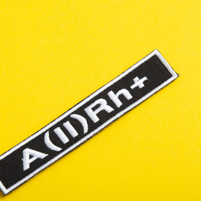 Шеврон на липучці група крові 2+ 2х12 см для позначення групи крові військова нашивка патч для одягу