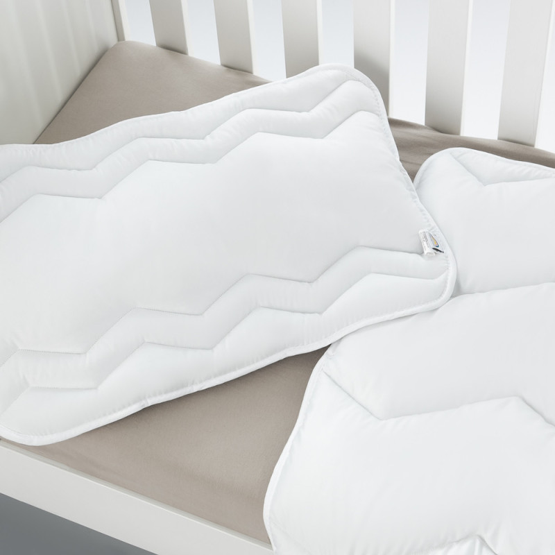 Подушка дитяча Comfort 40х60 см PAPAELLA для немовлят антиалергенна для дітей плоска низька біла