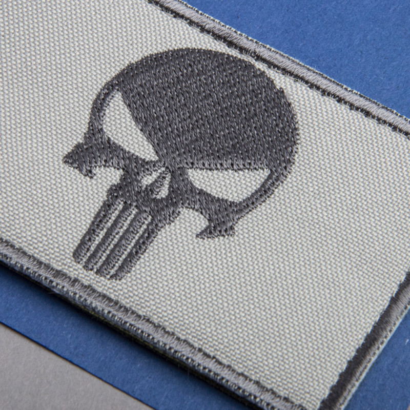 Набір шевронів 2 шт з липучкою Череп Карателя Punisher сірий 5х8 см вишитий патч нашивка шеврон
