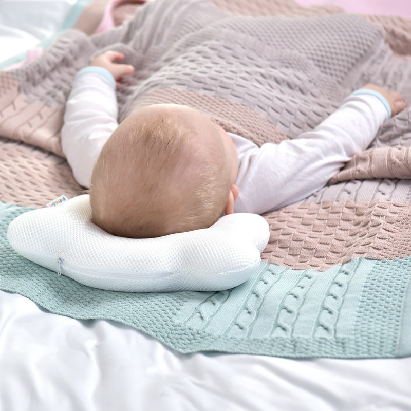 Подушка дитяча з наволочкою ортопедична 20х27х5 см Ведмедик PAPAELLA штучний пух біла