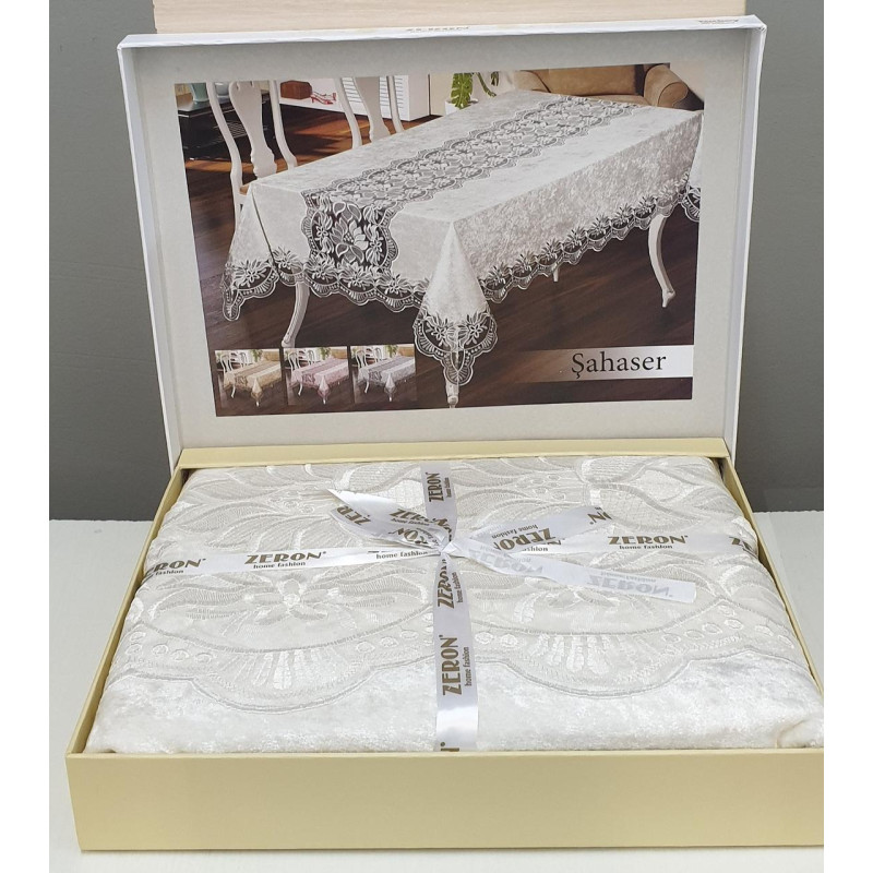 Скатертина велюр-жакард прямокутна 160х220 Saheser Cream, Туреччина