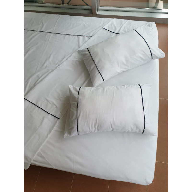 Постельное белье с простыней на резинке V2+