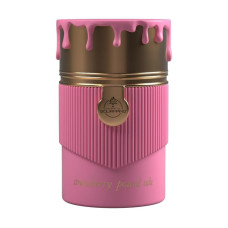 Paris Corner Strawberry Pound Cake