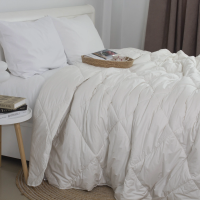 Ковдра "ZARTE SCHAFWOLLE" , 200x220