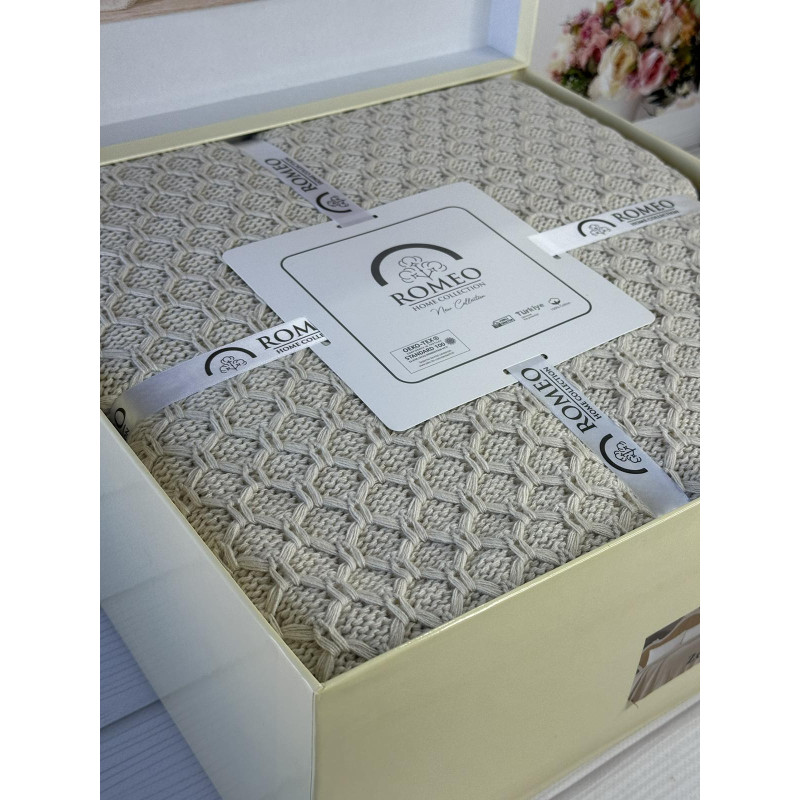 Zeynep bej в'язаний акріловий плед. Romeo Home Туреччина. (34095)