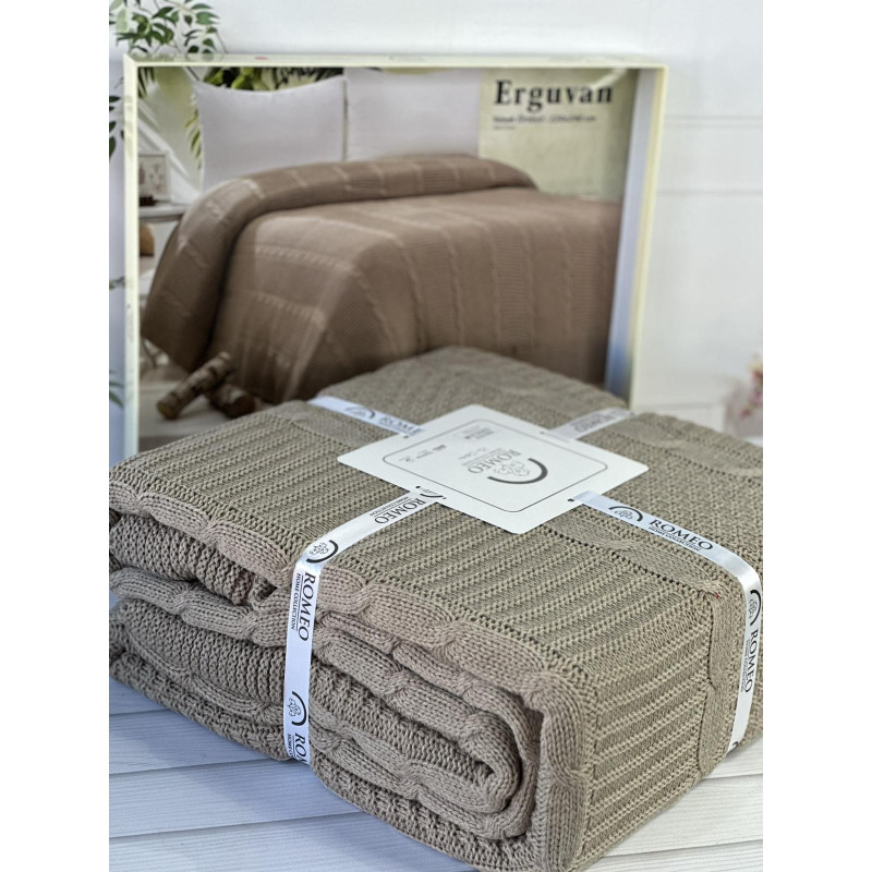 Erguvan koyu kahve в'язаний акріловий плед. Romeo Home Туреччина. (27554)