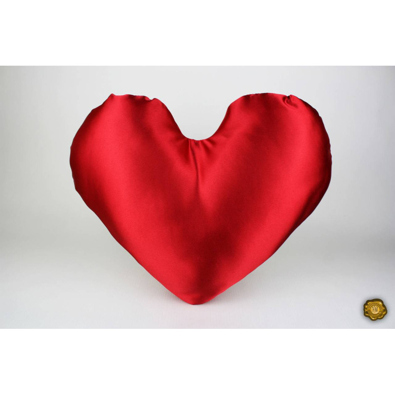 Подушка декоративная сердце (0001)