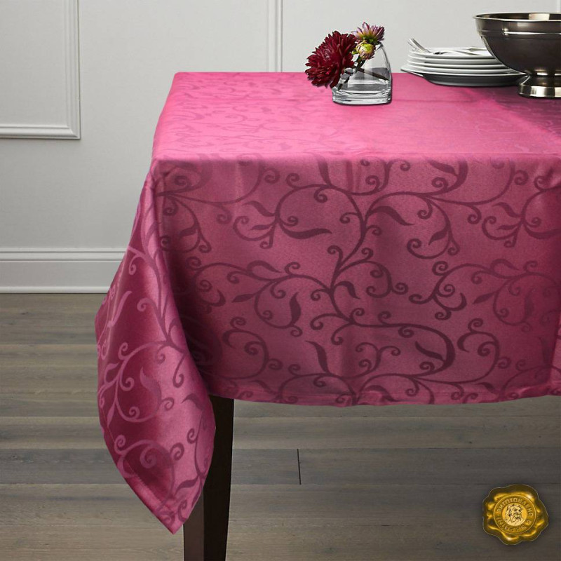 Скатерть М5 №2 бордо (145х270)