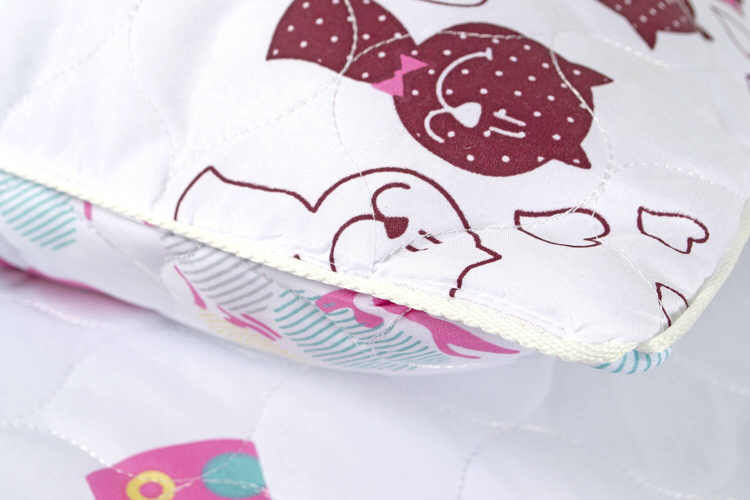 Подушка Iris Home - Kitty 50*70